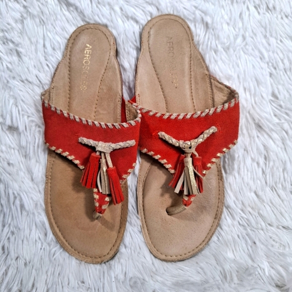 AEROSOLES Shoes - Aerosoles Red Gold Suede Leather Tassel Slip On Wedge Sandals Size 9